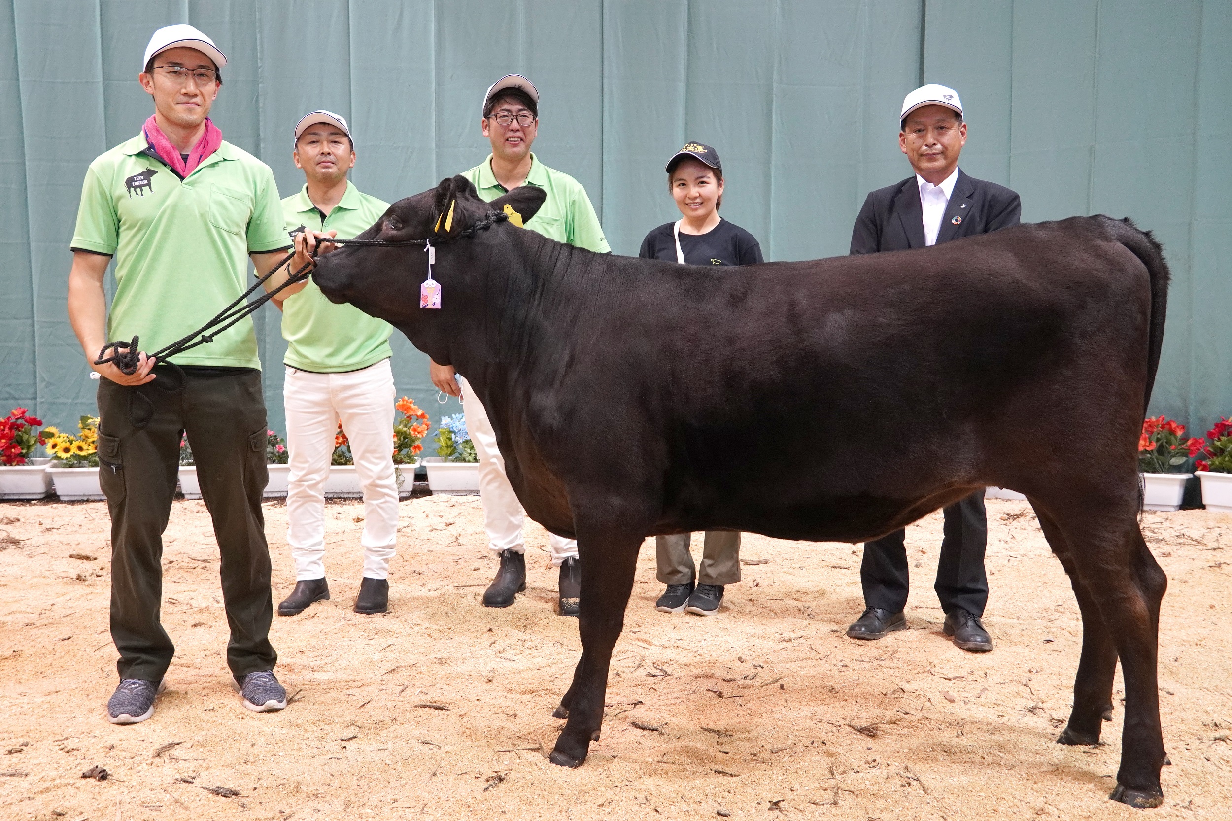 ジェネティクス北海道 英貞産子写真 有限会社美郷牧場様